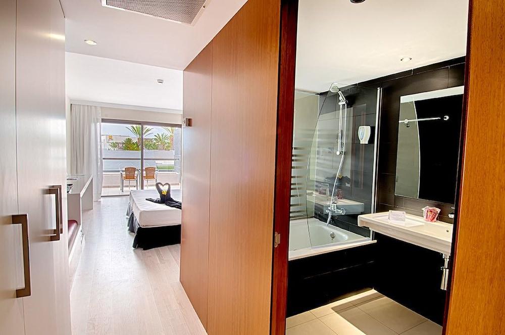 R2 Romantic Fantasia Dreams & Suites Hotel (Adults Only) Тарахалехо Екстериор снимка