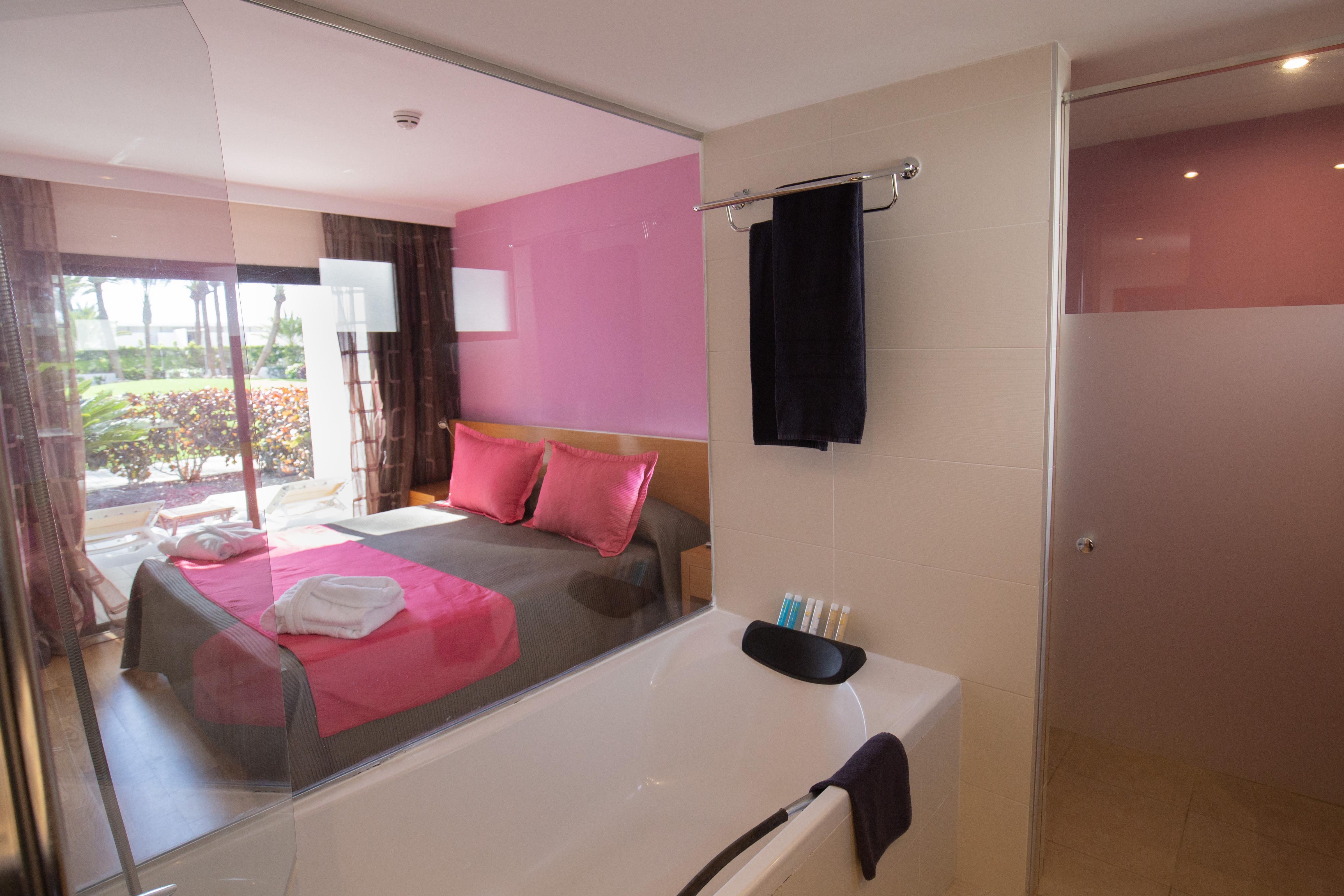 R2 Romantic Fantasia Dreams & Suites Hotel (Adults Only) Тарахалехо Екстериор снимка